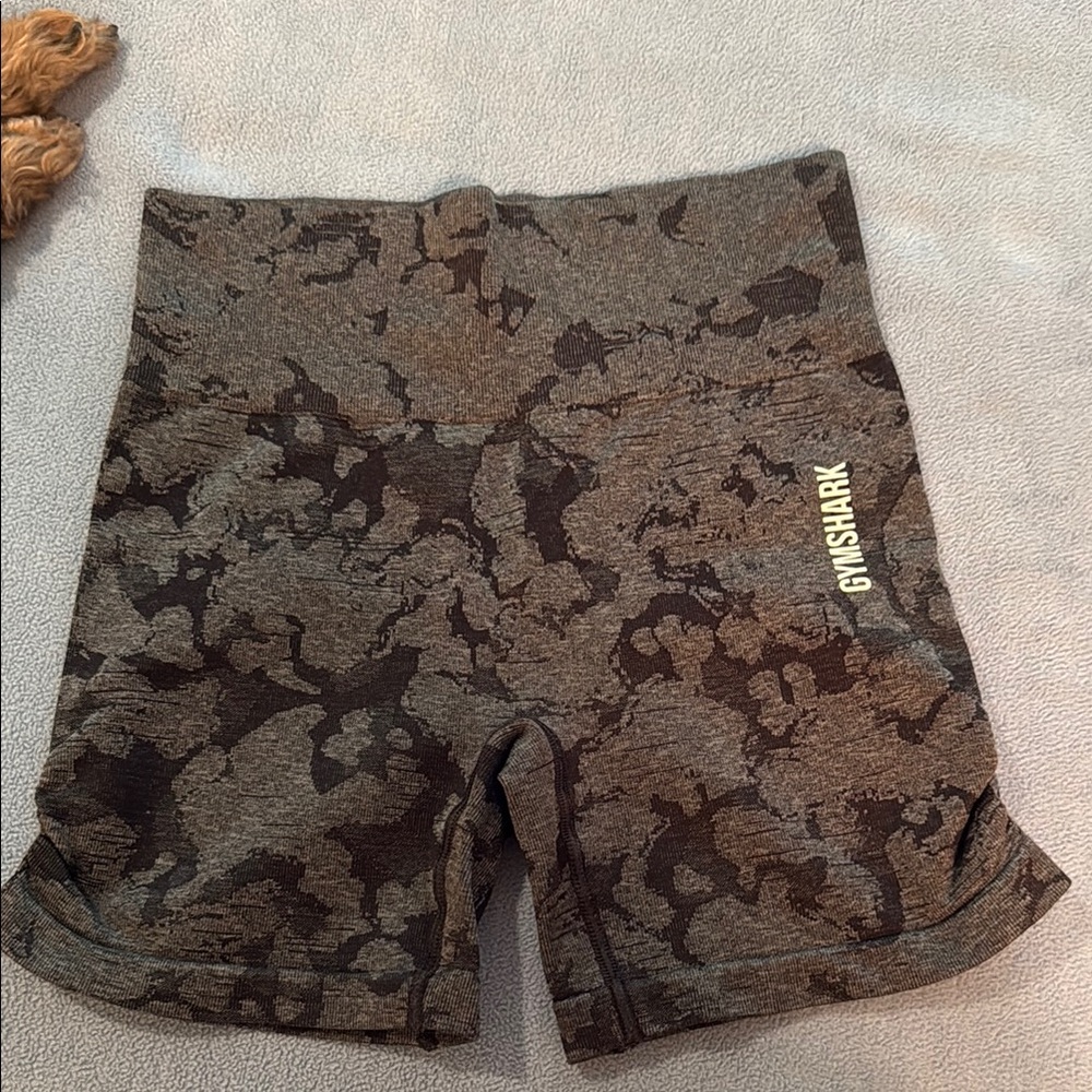 Gymshark Gray and Black Patterned Seamless Shorts